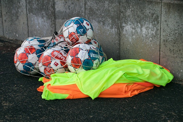 BBC：维拉两人出战成疑，迪萨西因回避条款缺席.